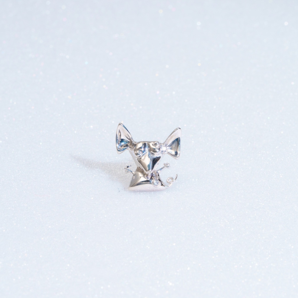 【ETO "numa" チャームピアス ねずみ】